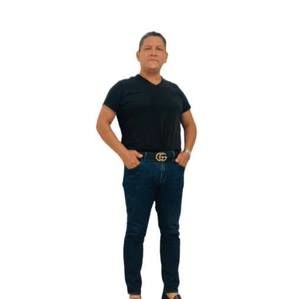 Meet your Posher, Neri